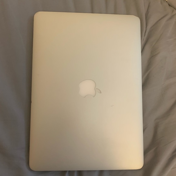 Other - 2016/17 MacBook Air. Silver